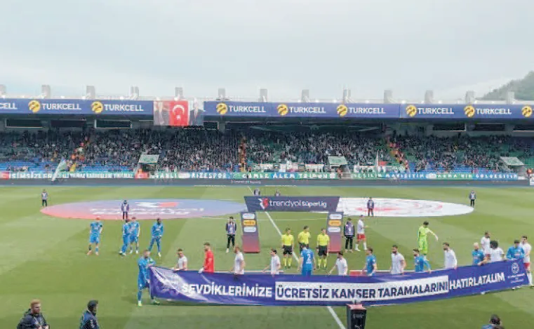 Futbolculardan 