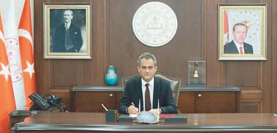 MEB Bakanı Mahmut Özer